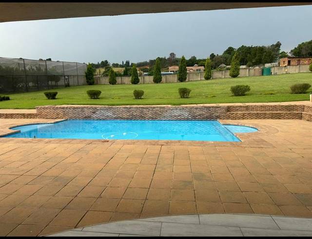 FARM FOR SALE IN GOLF VIEW